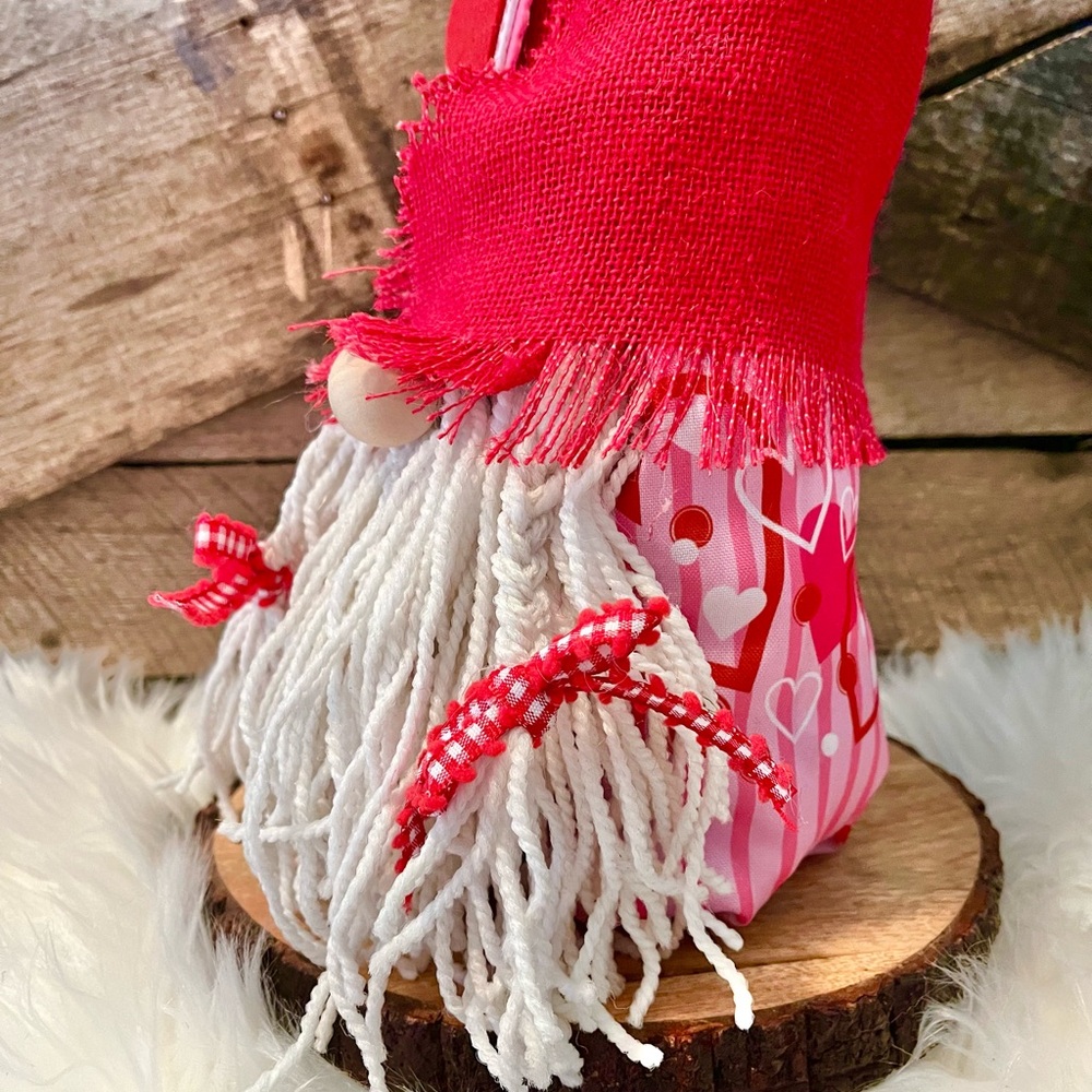 Hand made gnome - Picture 3 of 3